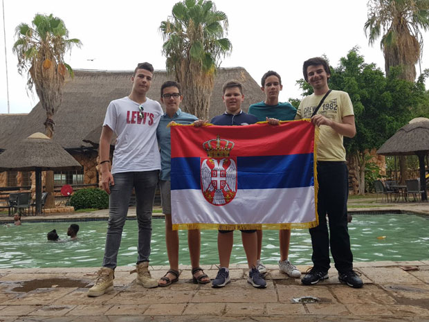 У КОНКУРЕНЦИЈИ ЧАК 50 ЗЕМАЉА: Српским генијалцима бронзана медаља